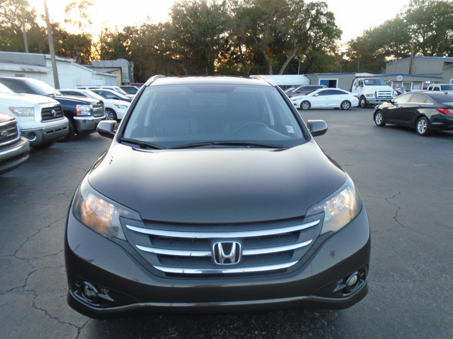 2013 Honda CR-V (5J6RM3H70DL) , located at 6112 N Florida Avenue, Tampa, FL, 33604, (888) 521-5131, 27.954929, -82.459534 - Photo#2